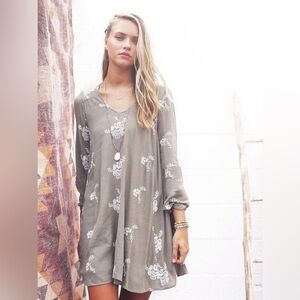 Altar’d State Women’s Long Sleeve Floral Embroidered Mini Dress Olive Sz Medium
